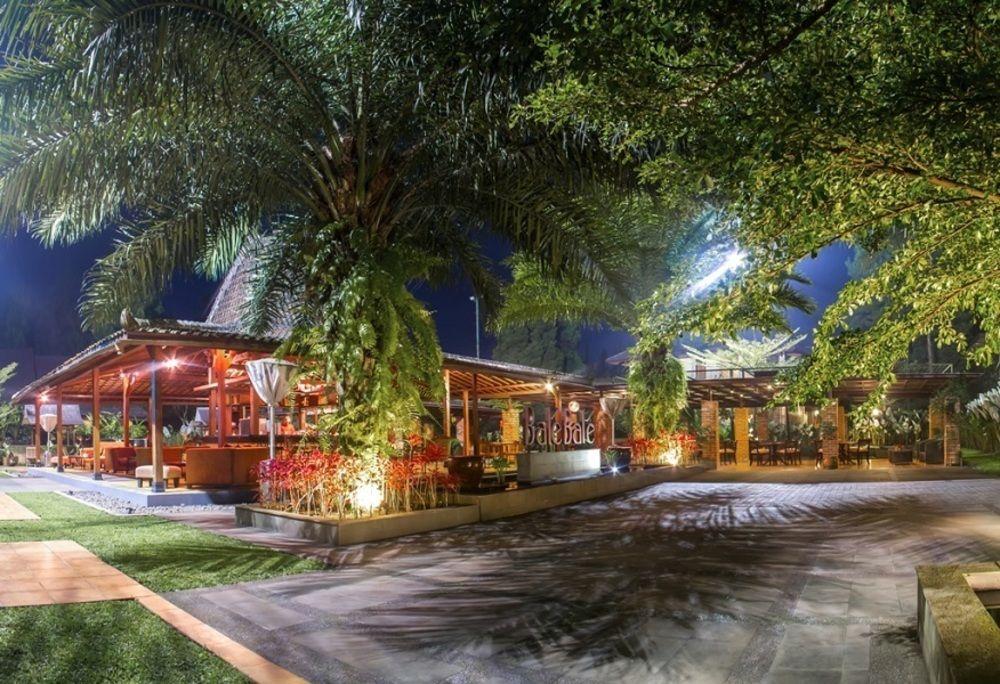 למבאנג Puteri Gunung Hotel מראה חיצוני תמונה