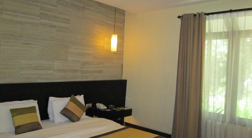 למבאנג Puteri Gunung Hotel מראה חיצוני תמונה