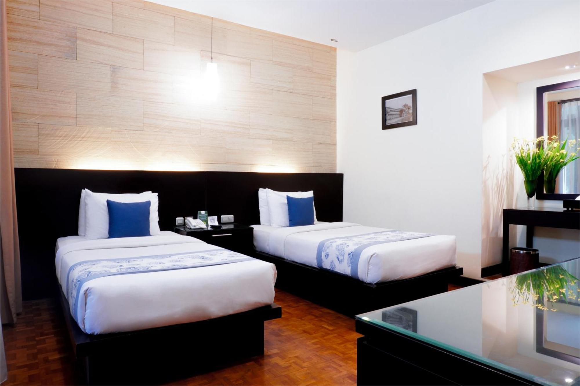 למבאנג Puteri Gunung Hotel מראה חיצוני תמונה