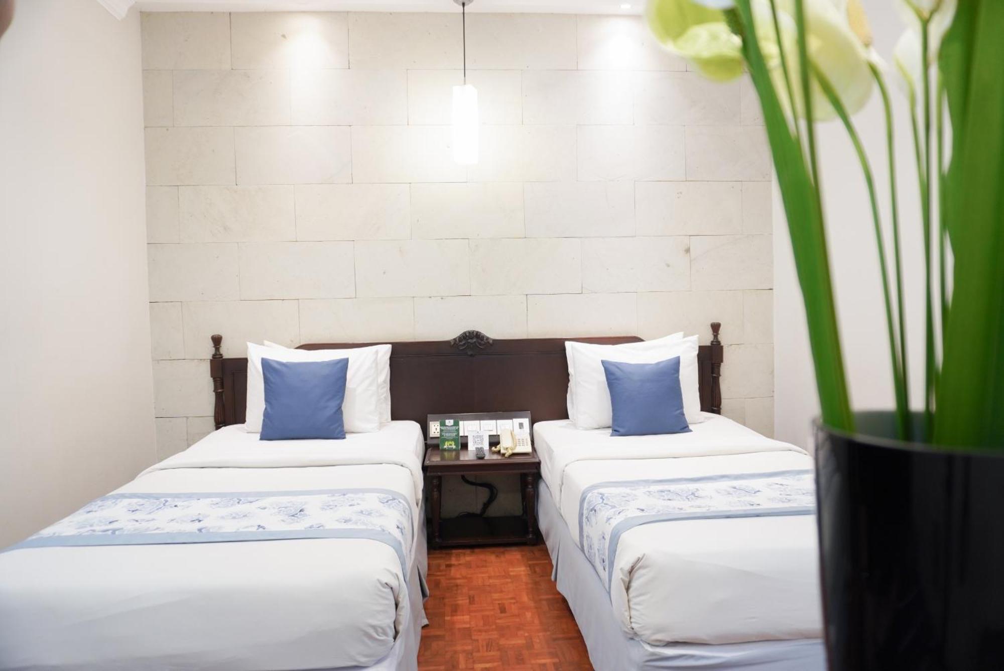 למבאנג Puteri Gunung Hotel מראה חיצוני תמונה