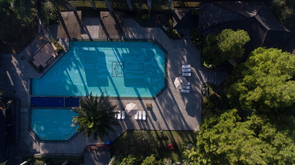 למבאנג Puteri Gunung Hotel מראה חיצוני תמונה