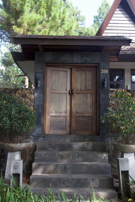 למבאנג Puteri Gunung Hotel מראה חיצוני תמונה