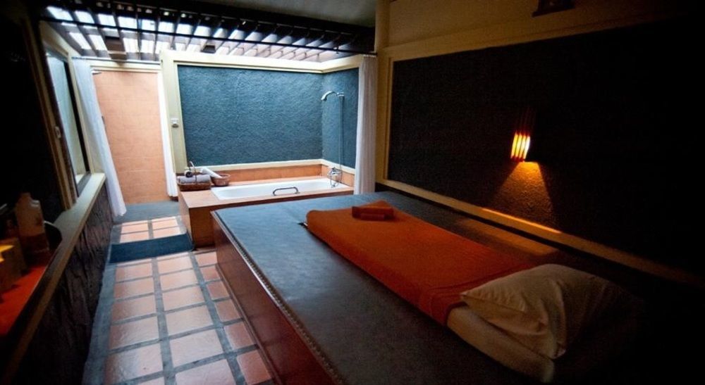 למבאנג Puteri Gunung Hotel מראה חיצוני תמונה