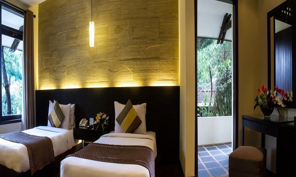 למבאנג Puteri Gunung Hotel מראה חיצוני תמונה